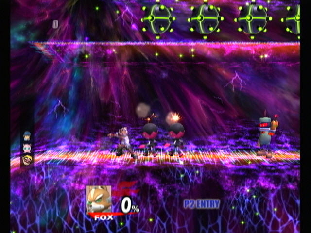 Smash Bros. Brawl fox fighting junk enemies.