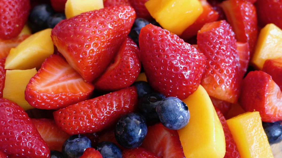 Fruit salad best gaming snacks