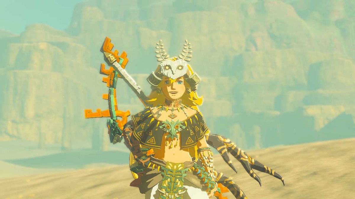 Link in Gerudo Desert in The Legend of Zelda: Tears of the Kingdom.