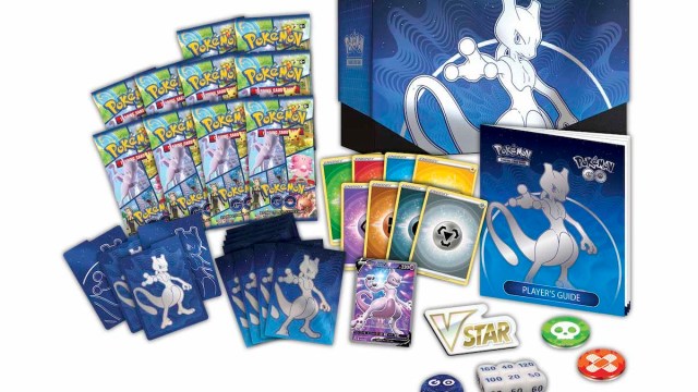 Mewtwo Elite Trainer Box.