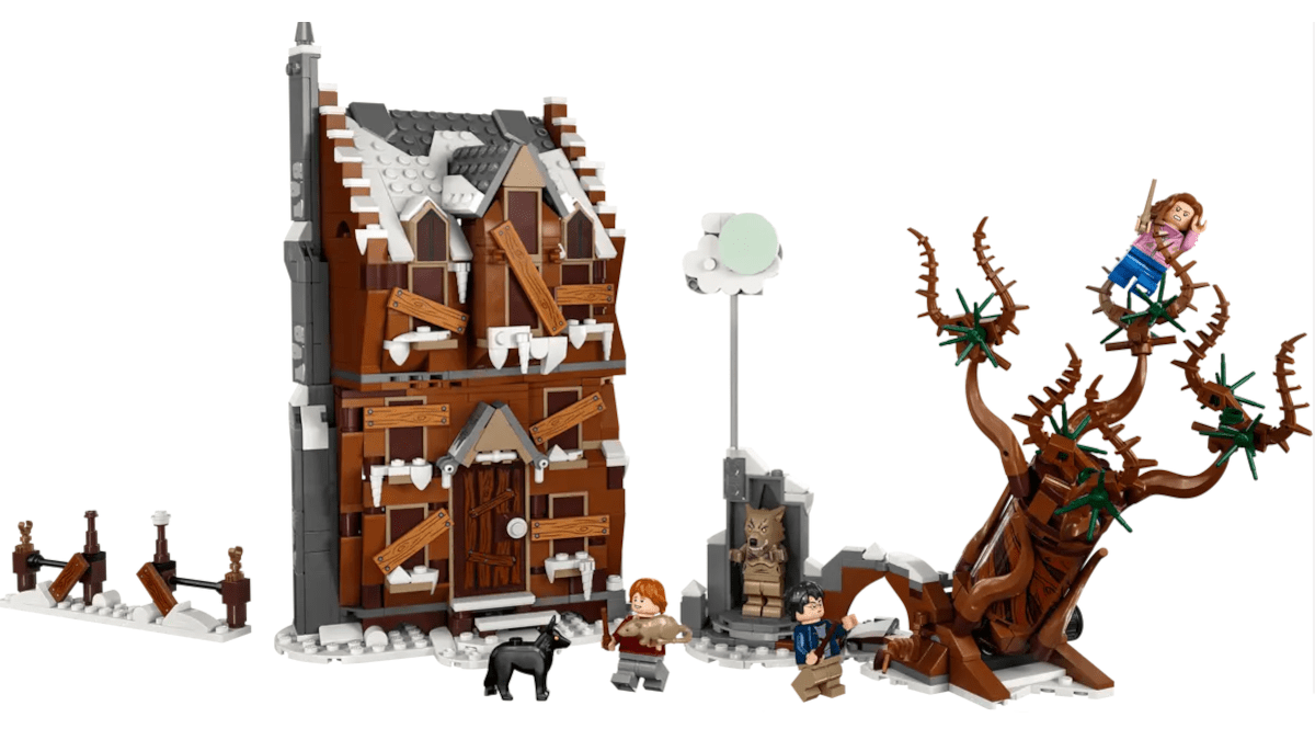 The Shrieking Shack & Whomping Willow LEGO Harry Potter set