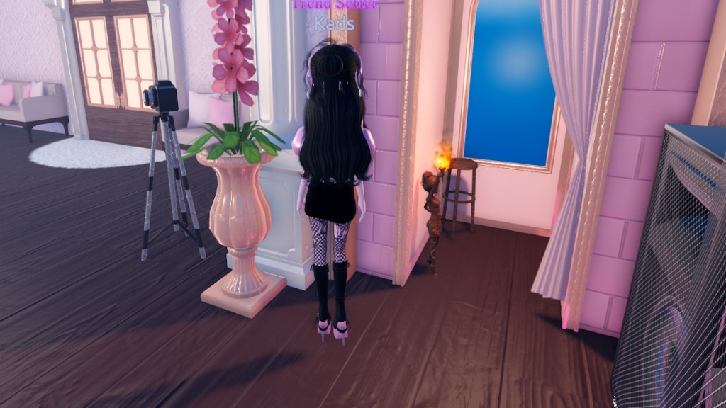 An immunity idol hidden in a dressing room