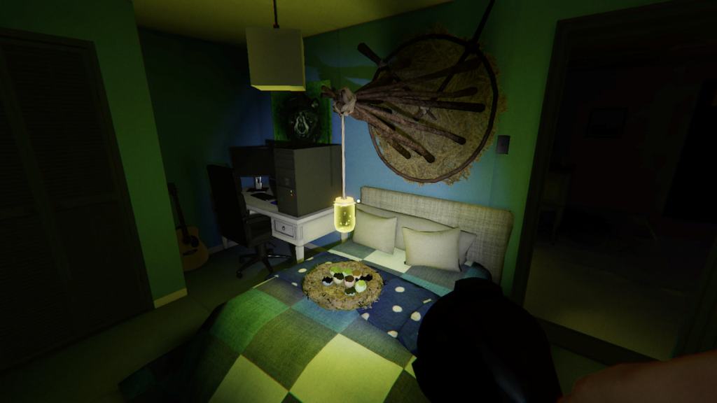 Forest Minion nest in blue bedroom at 42 Edgefield Road in Phasmophobia