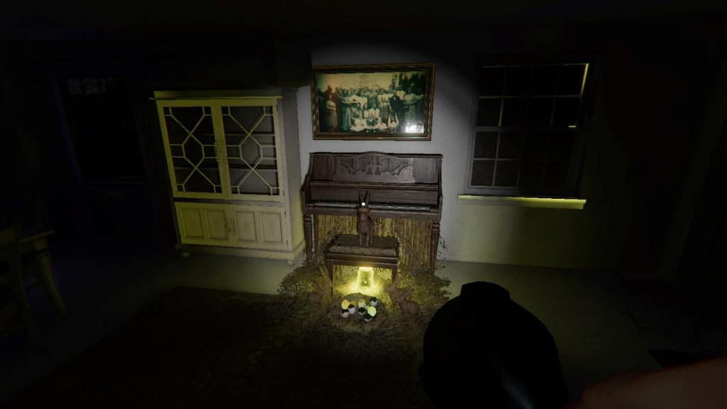 Forest Minion nest in dining room at 42 Edgefield Road in Phasmophobia