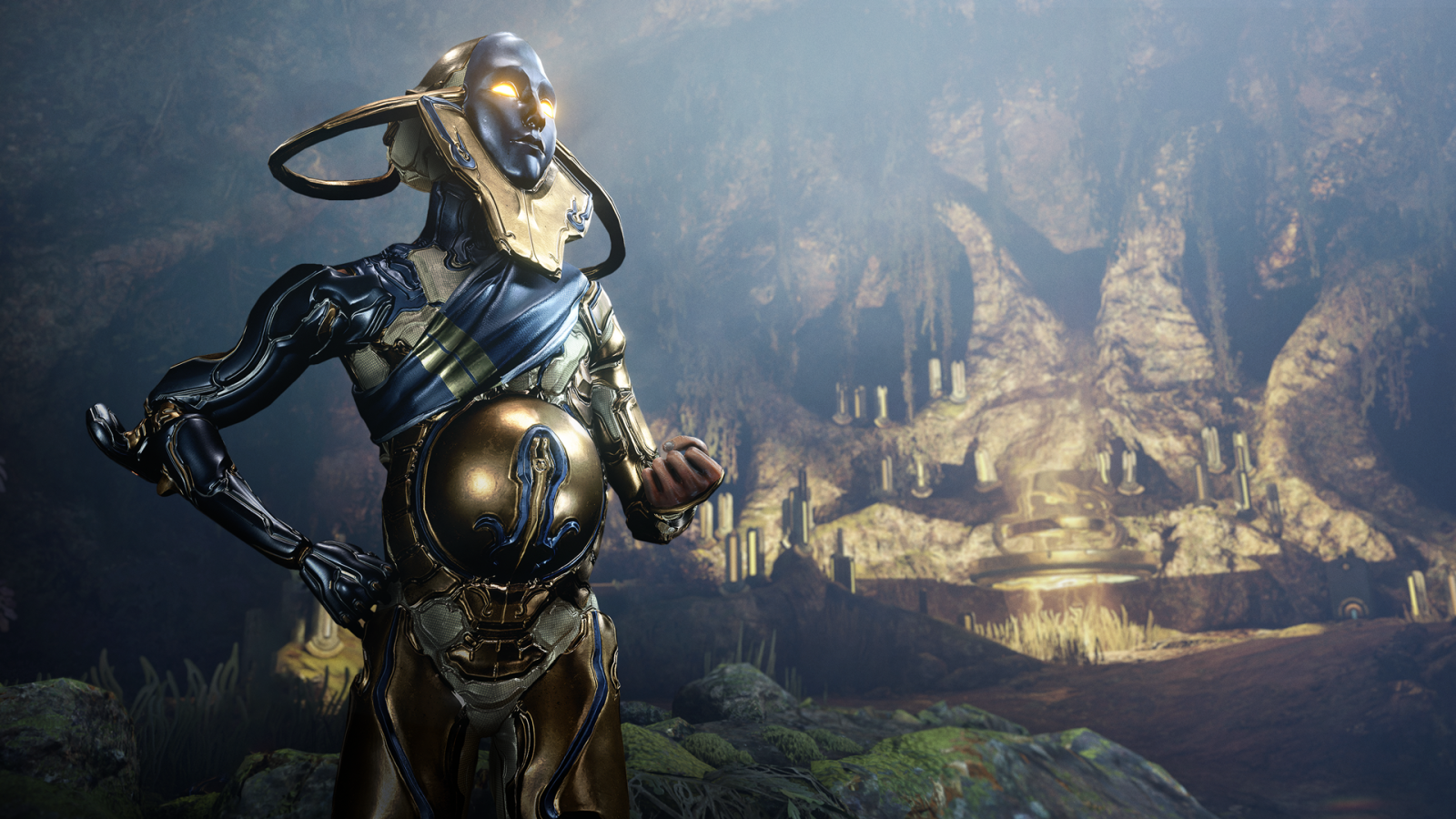 Dominus Thrax stands in the starting cave in Duviri.