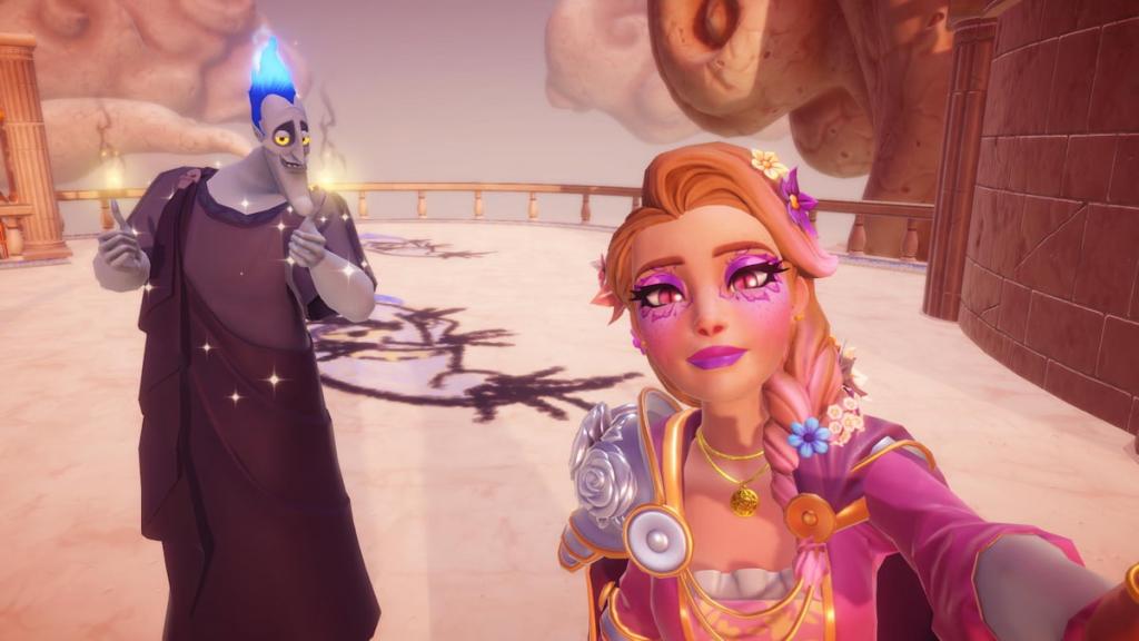 Taking picture with Hades in DDV