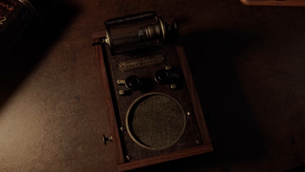 The Spirit Box in At Dead of Night