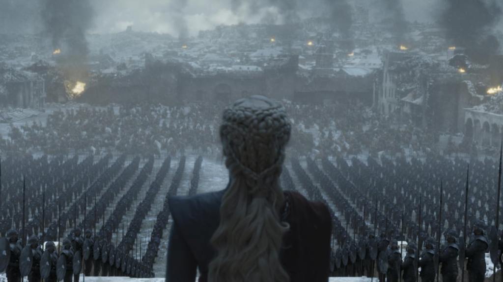 Dany looking over a massive army in game of thrones