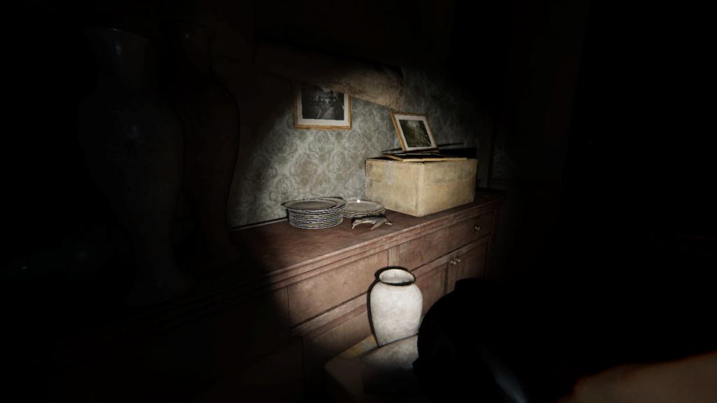 Monkey paw at grafton farmhouse on table in phasmophobia