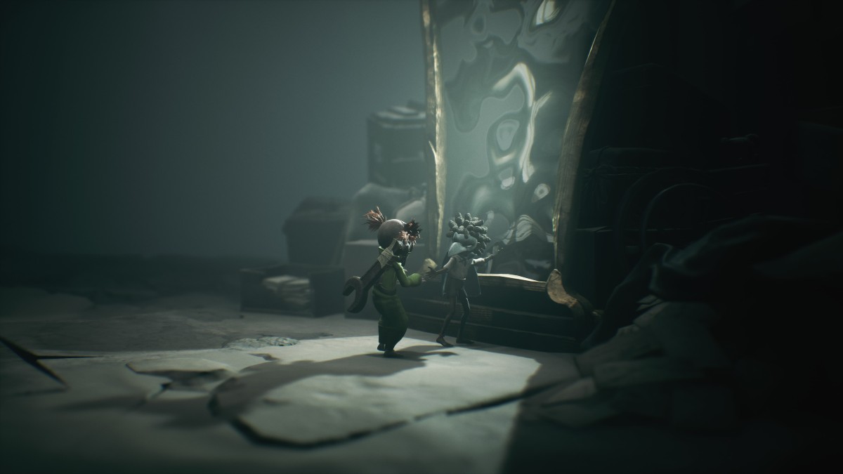 Low reaching out for Alone as he attempts to teleport to another space via a mirror