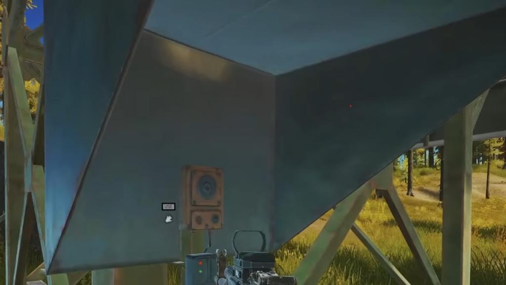 Comms device in Shoreline