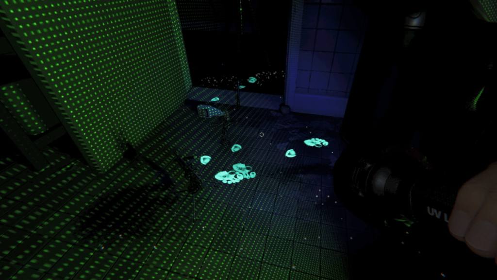 Ultraviolet footprints in phasmophobia