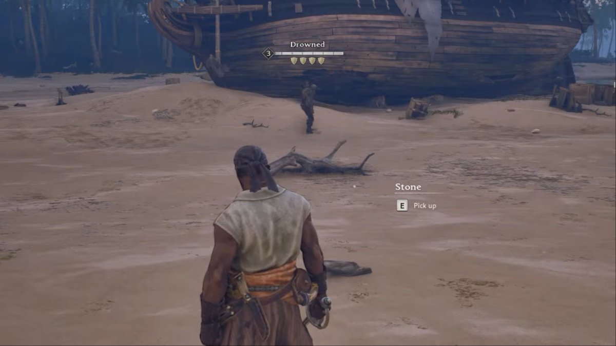 Broken ship in Windrose