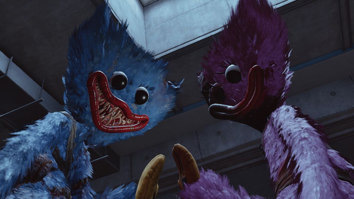 Huggy Wuggy and Kissy Missy reaching for one another's hand