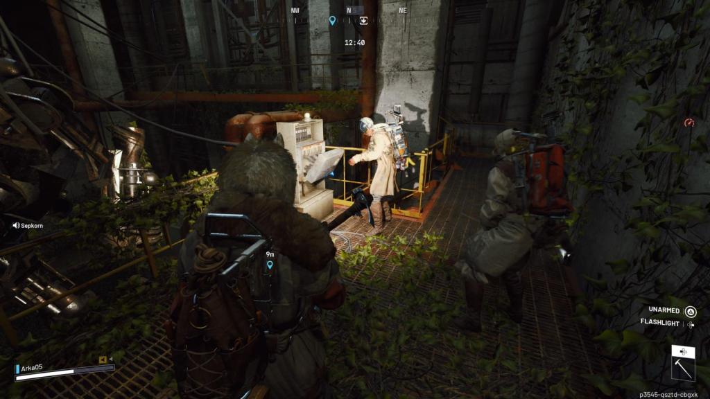 Inserting the cell in the generator in ARC Raiders